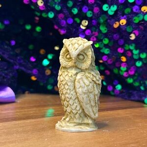 Vintage Cream Owl Figurine. Hard resin or maybe stone.Made in Mexico